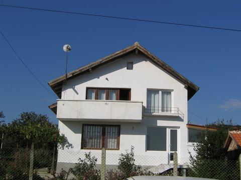 For sale a solid two-storey house in in a village, 10 minutes from the ...