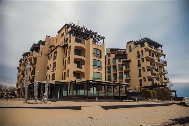 For sale a luxury furnished one-bedroom apartment on the first line of the  sea in Oasis VIP Club complex in Sunny Beach Resort, Burgas Region